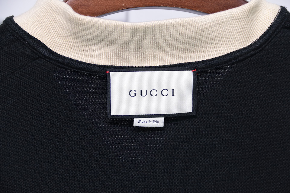 Gucci Reflective Side Webbing Polo 16 - www.kickbulk.cc